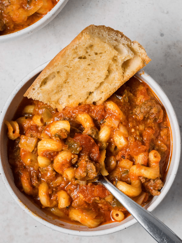 Slow Cooker Goulash Story